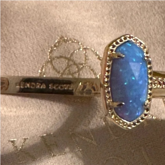 Kendra Scott Gold Cuff Bracelet in Ocean Kyocera Opal, NWT, Rare Find. - Picture 3 of 3